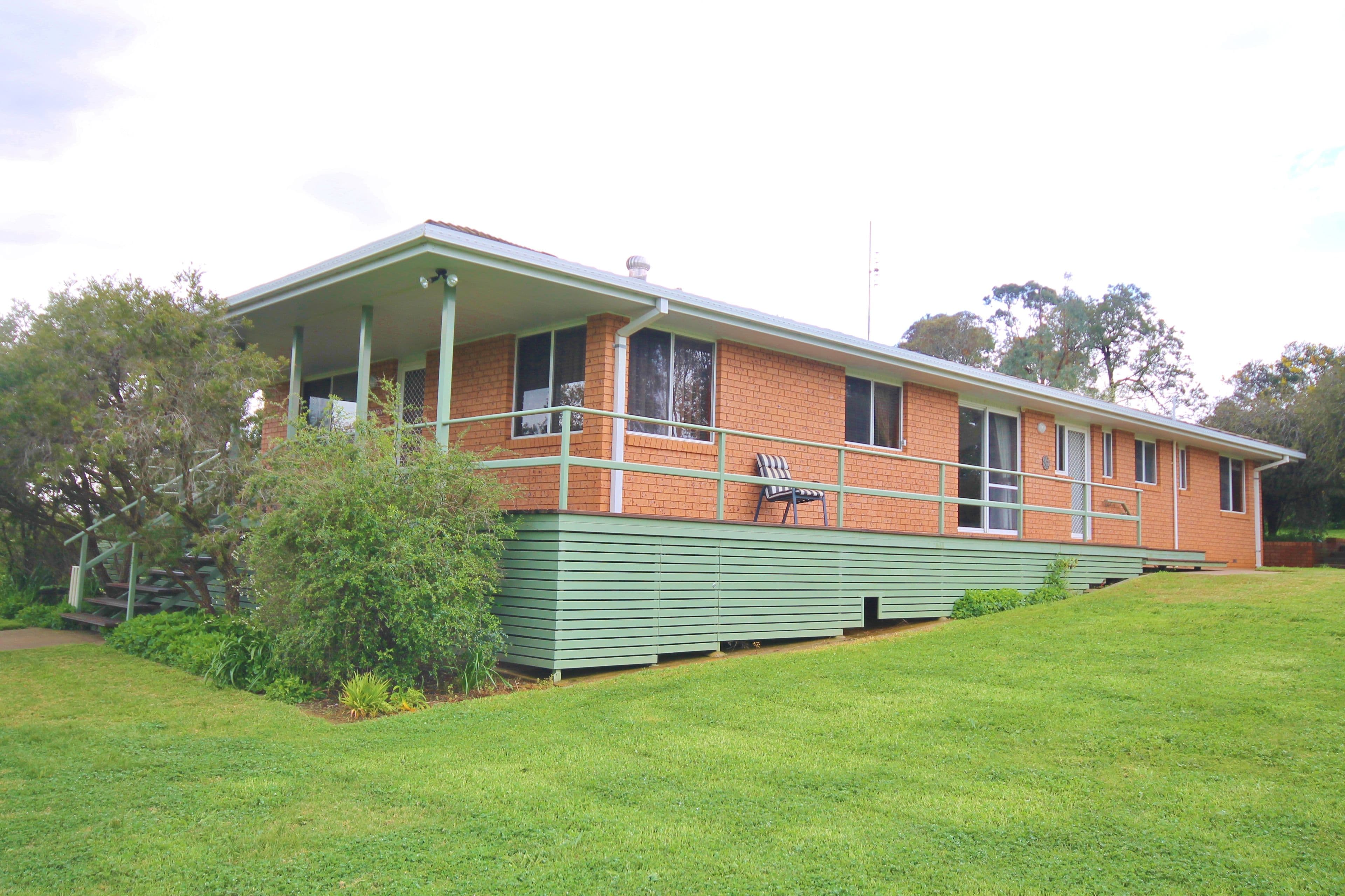 14 Tierney Street, Young - Image 1