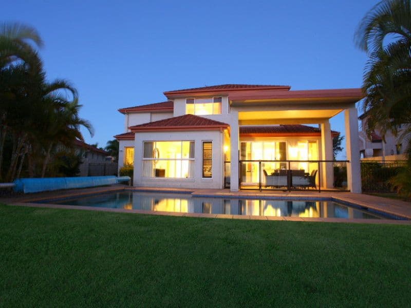 111 Edinburgh Road, BENOWA QLD 4217, Benowa - Thumbnail 2