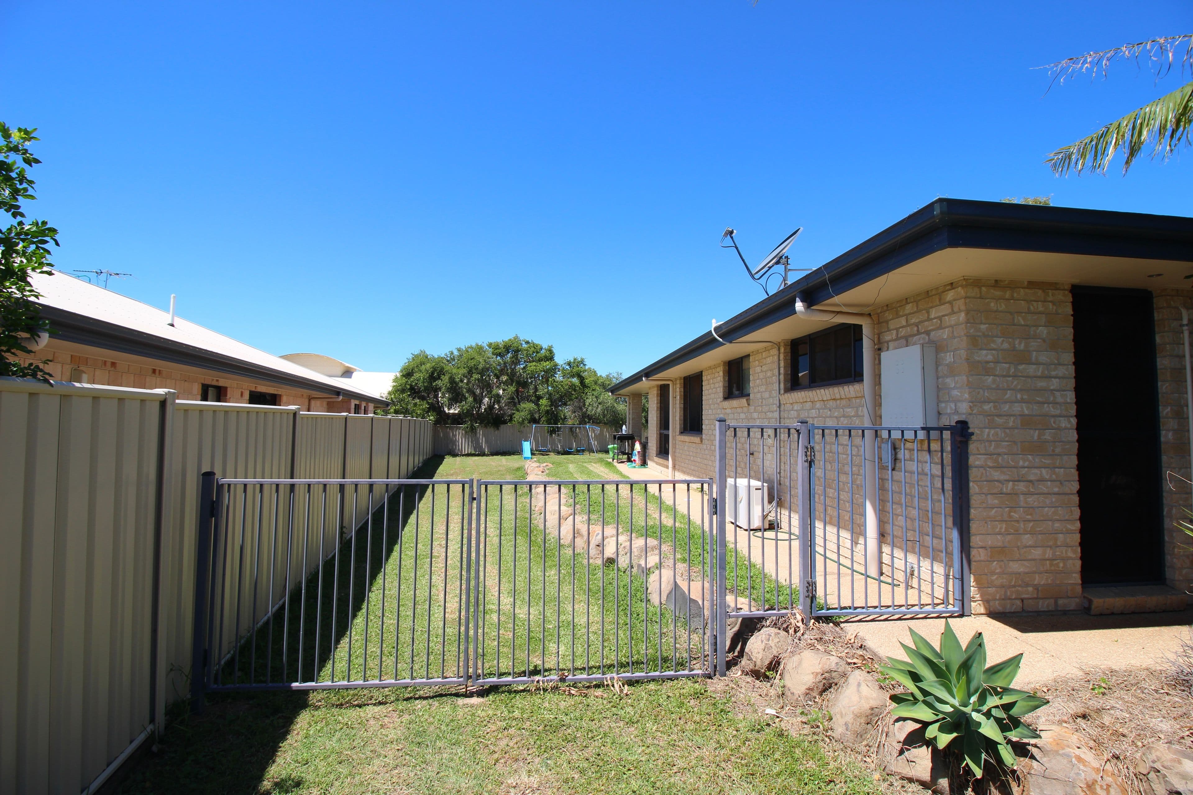 4 Mooney Crescent, Emerald QLD 4720, Emerald - Thumbnail 7