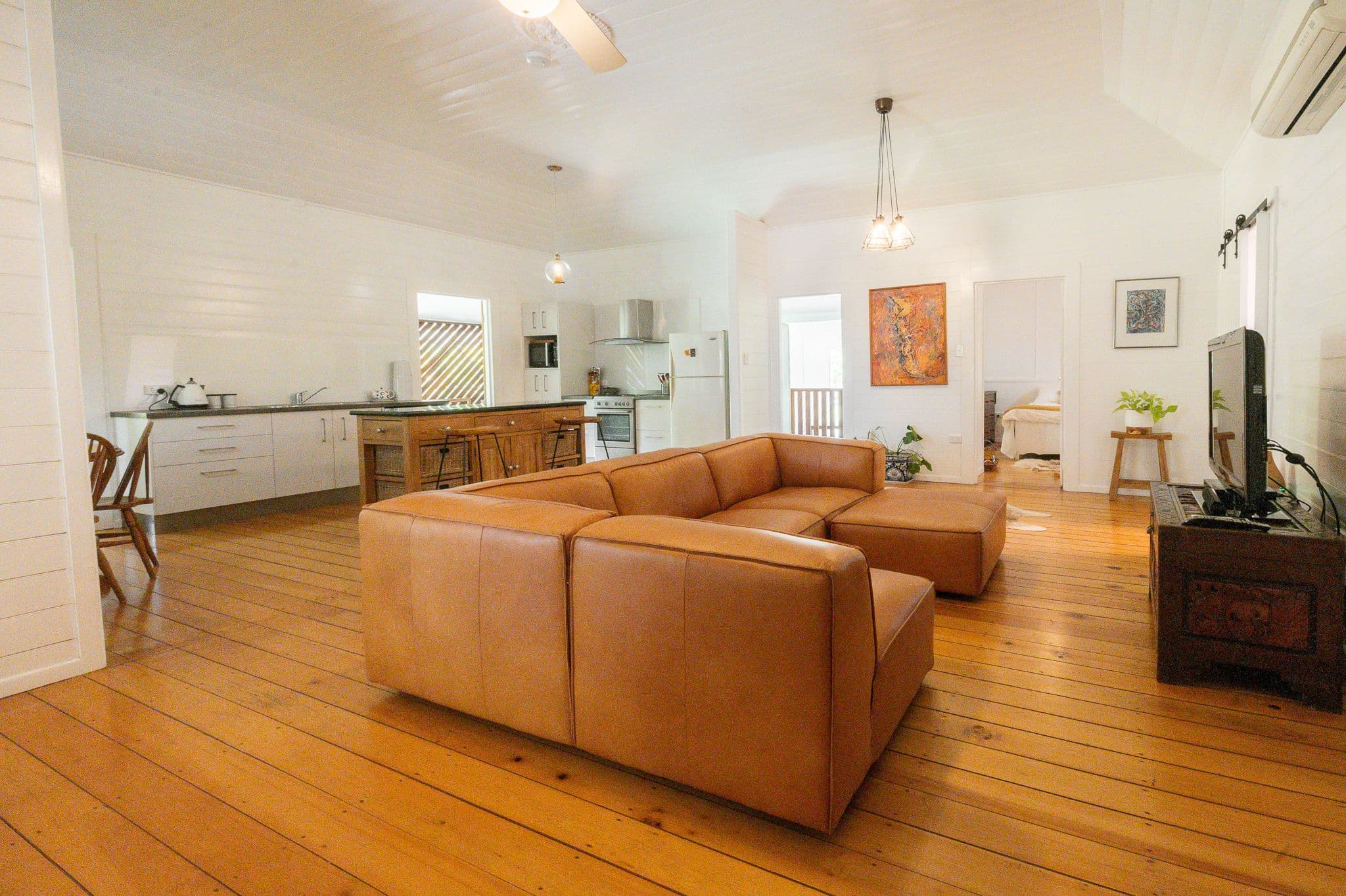 93 Gidyea Street, Barcaldine QLD 4725, Barcaldine - Thumbnail 3