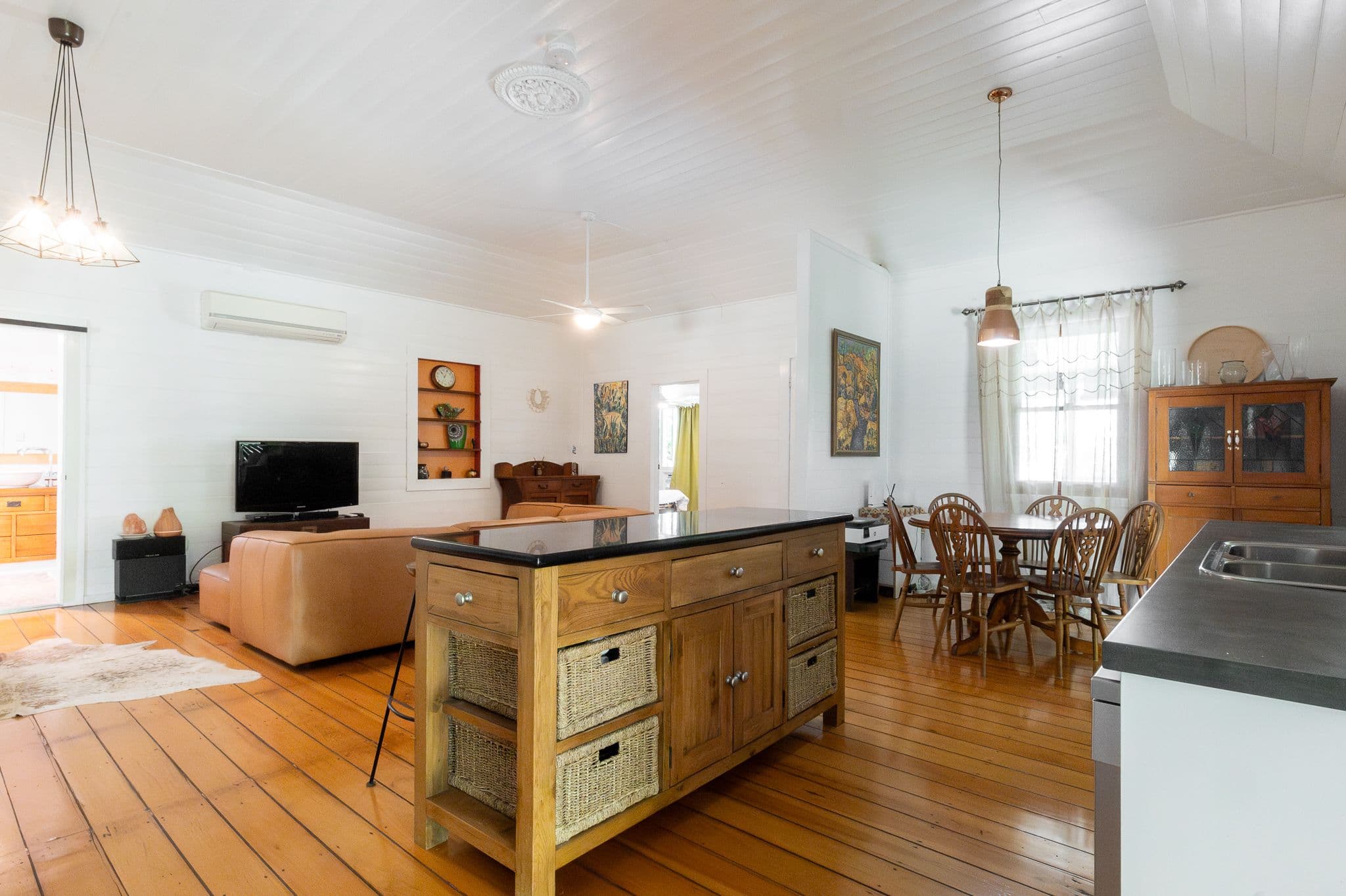 93 Gidyea Street, Barcaldine QLD 4725, Barcaldine - Thumbnail 4