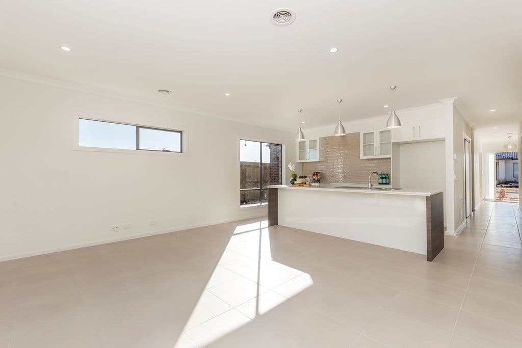 11 Meadow Drive, Curlewis VIC 3222, Curlewis - Thumbnail 2