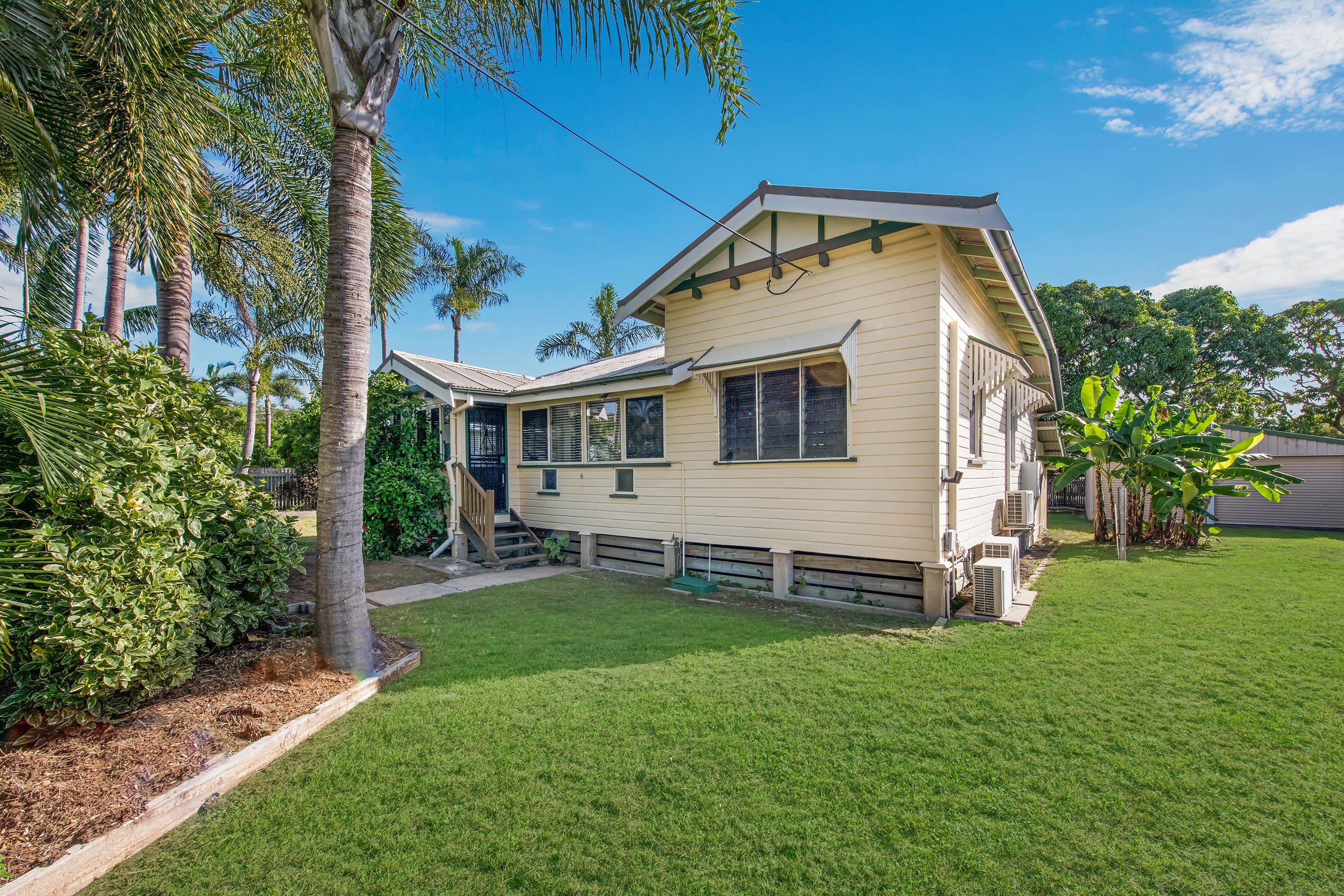 6 Barboutis Street, Belgian Gardens QLD 4810, Belgian Gardens - Thumbnail 2