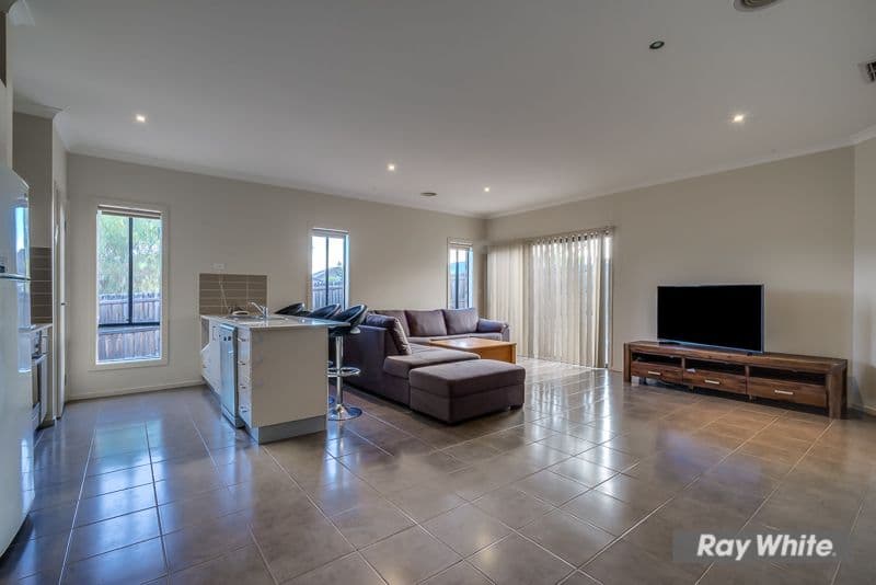 28 Starling Avenue, Tarneit VIC 3029, Tarneit - Image 1