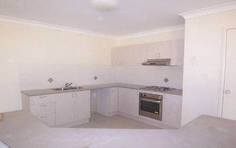 8 Dungurra Place, BUSHLAND BEACH QLD 4818, Bushland Beach - Thumbnail 4