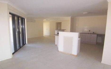 8 Dungurra Place, BUSHLAND BEACH QLD 4818, Bushland Beach - Thumbnail 5