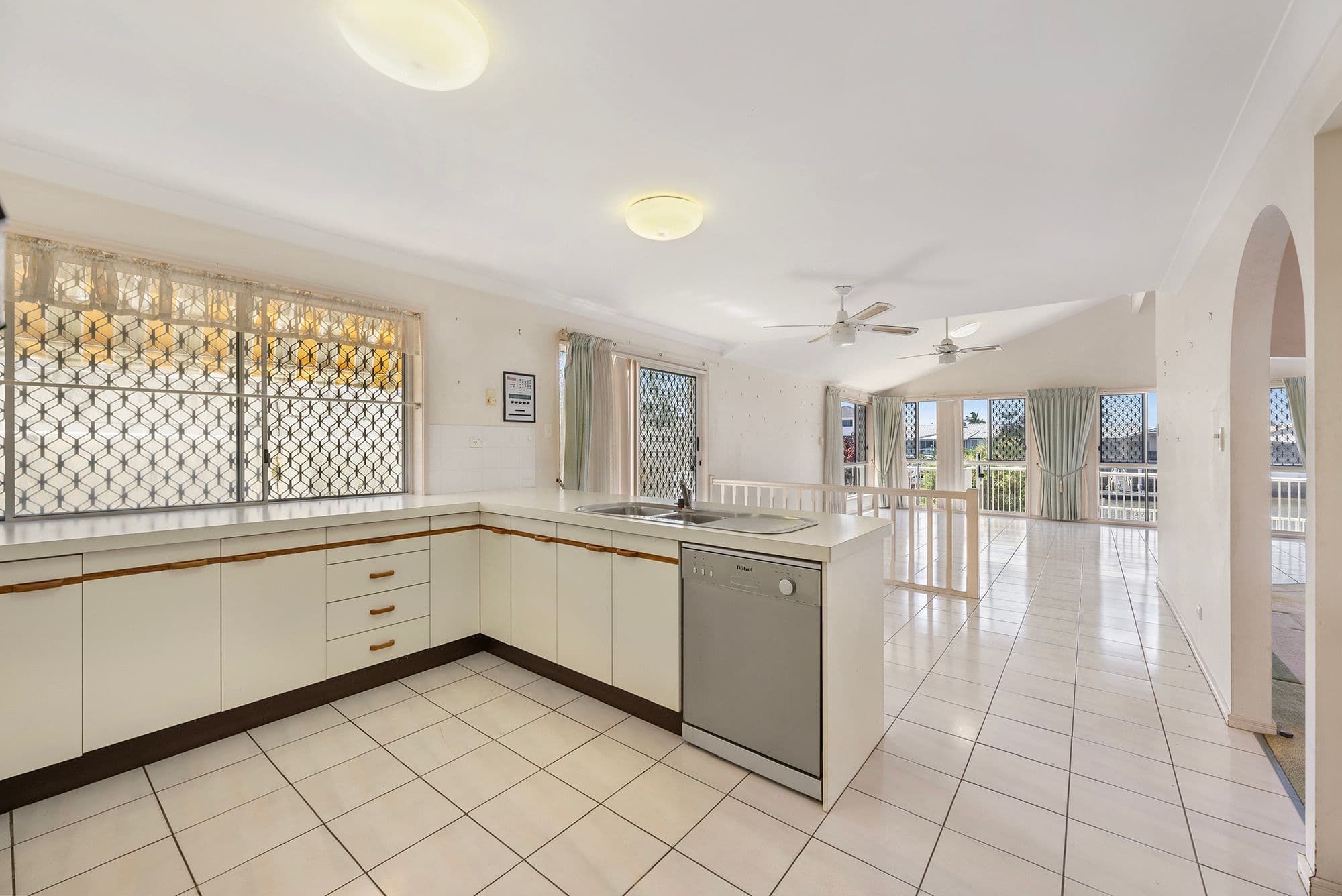 47 Limetree Parade, Runaway Bay QLD 4216, Runaway Bay - Thumbnail 7