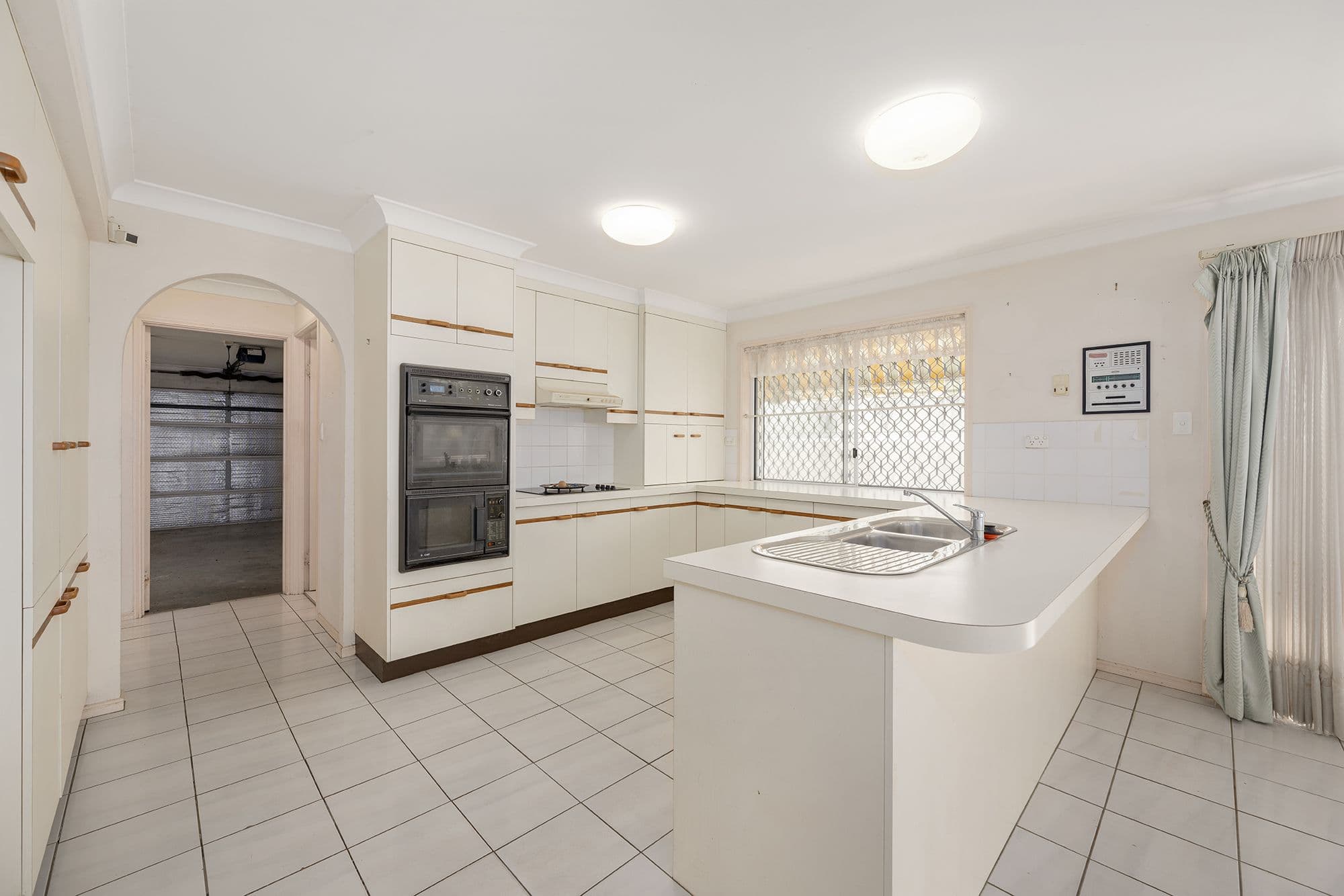47 Limetree Parade, Runaway Bay QLD 4216, Runaway Bay - Thumbnail 8