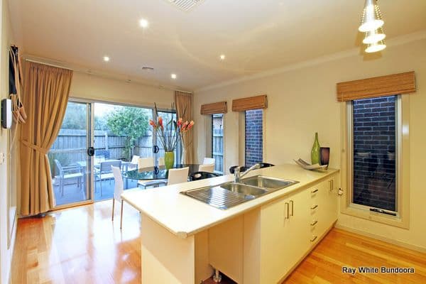 6 Curtain Street, KINGSBURY VIC 3083, Kingsbury - Thumbnail 3
