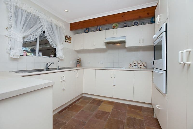 16 Lancing Court, HUNTFIELD HEIGHTS SA 5163, Huntfield Heights - Thumbnail 2