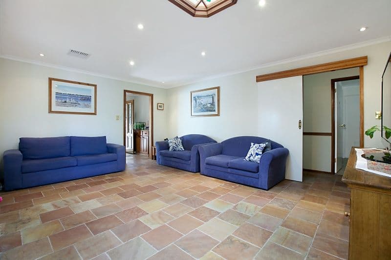 16 Lancing Court, HUNTFIELD HEIGHTS SA 5163, Huntfield Heights - Thumbnail 5
