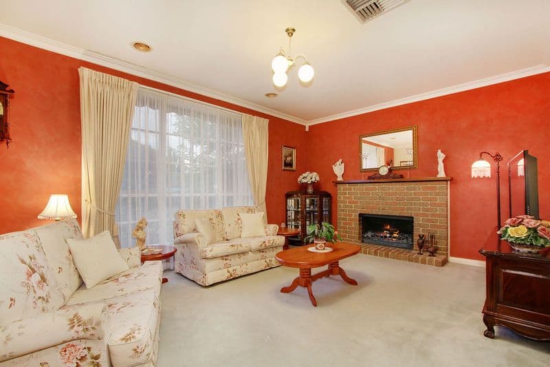 4 ROYAL Road, CROYDON SOUTH VIC 3136, Croydon South - Thumbnail 2