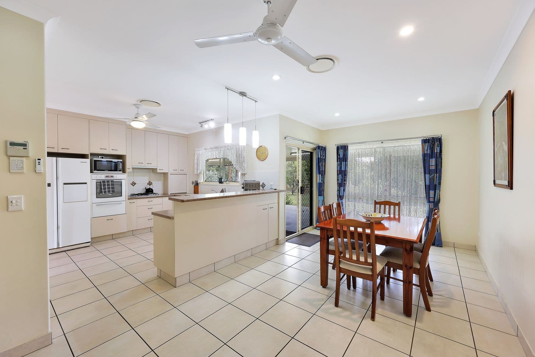 4 Melaleuca Court, Redridge QLD 4660, Redridge - Thumbnail 6