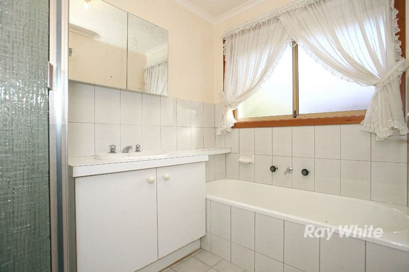 10 Frank Street, NOBLE PARK VIC 3174, Noble Park - Thumbnail 8