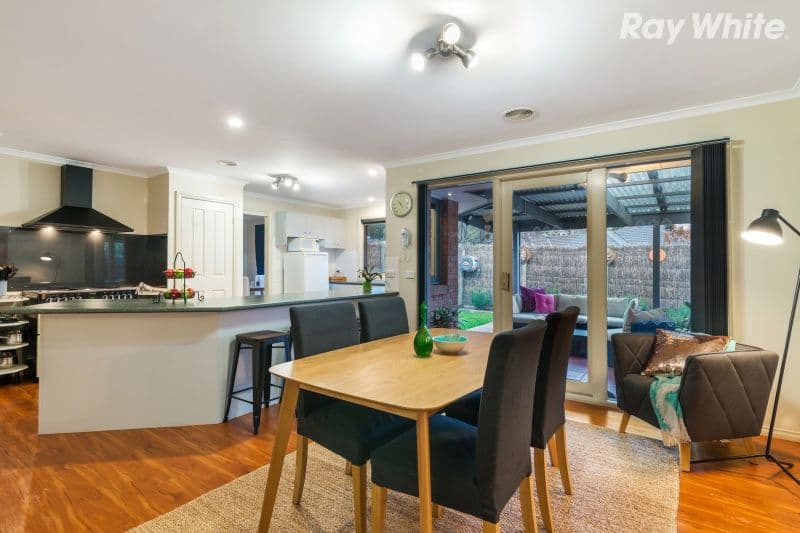 2 Forest Oak Drive, Upper Ferntree Gully VIC 3156, Upper Ferntree Gully - Thumbnail 3