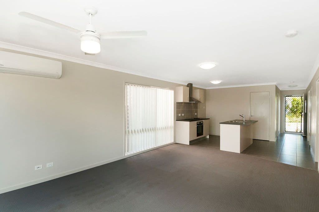 11 Copal Drive, LOGAN RESERVE QLD 4133, Logan Reserve - Thumbnail 4