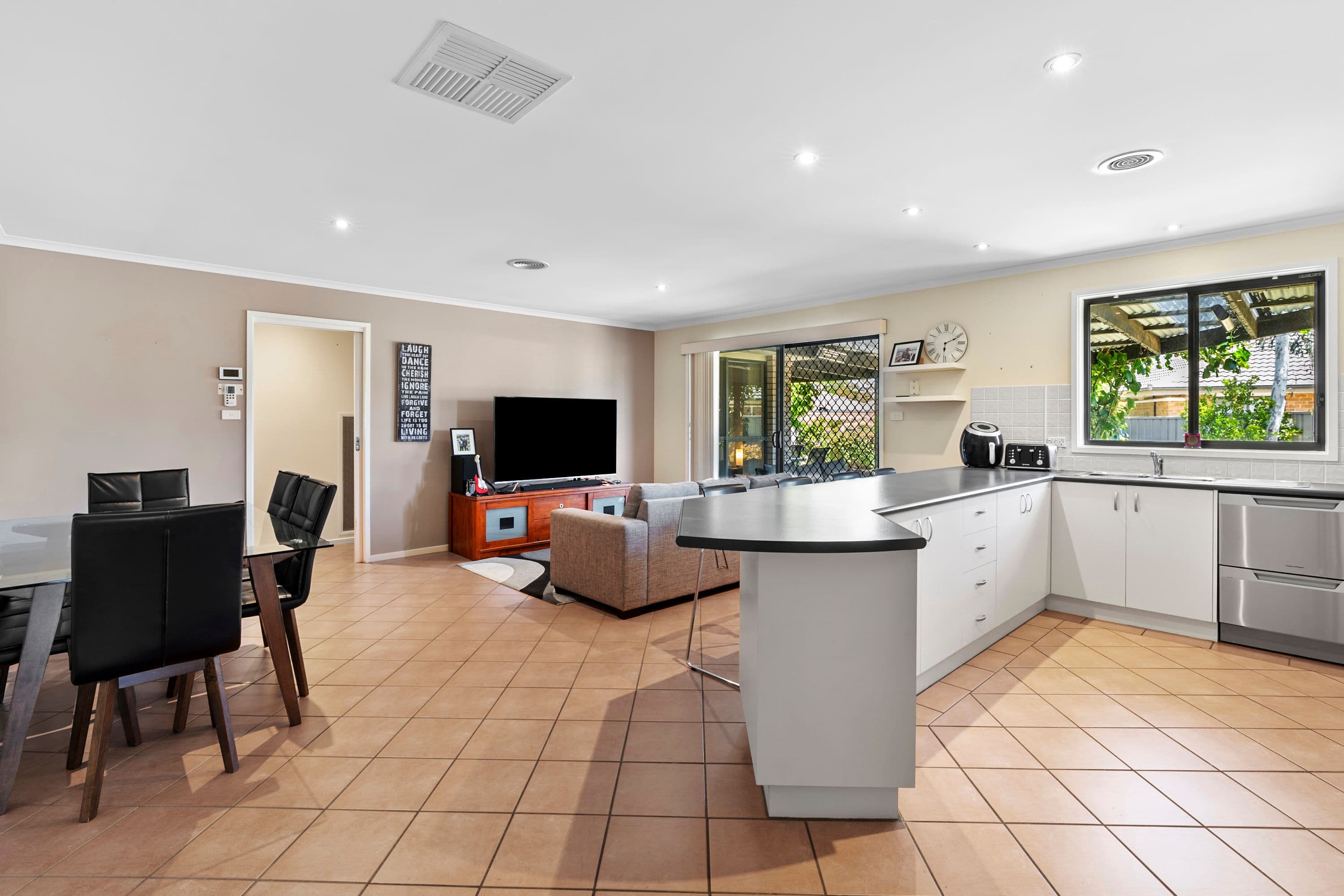 71 Polwarth Circuit, Dunlop ACT 2615, Dunlop - Thumbnail 7