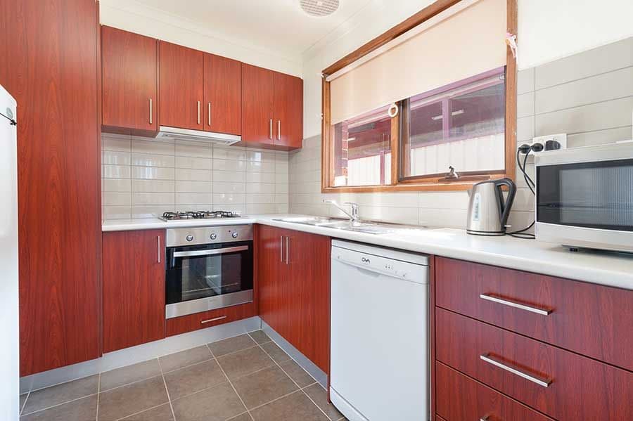 9 Metropolitan Avenue, Craigieburn VIC 3064, Craigieburn - Thumbnail 3