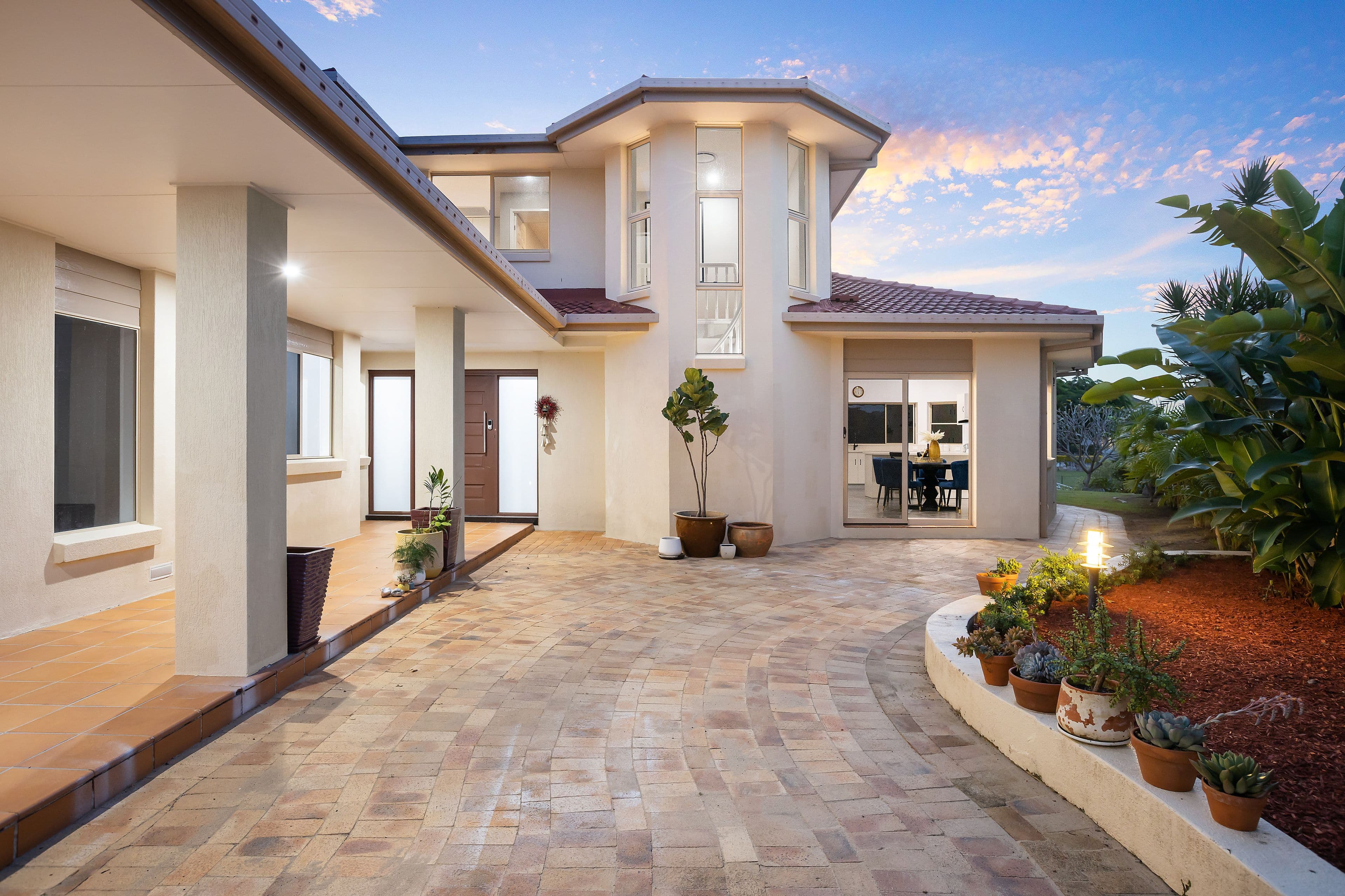 20 Blair Athol Crescent, Sorrento QLD 4217, Sorrento - Thumbnail 3
