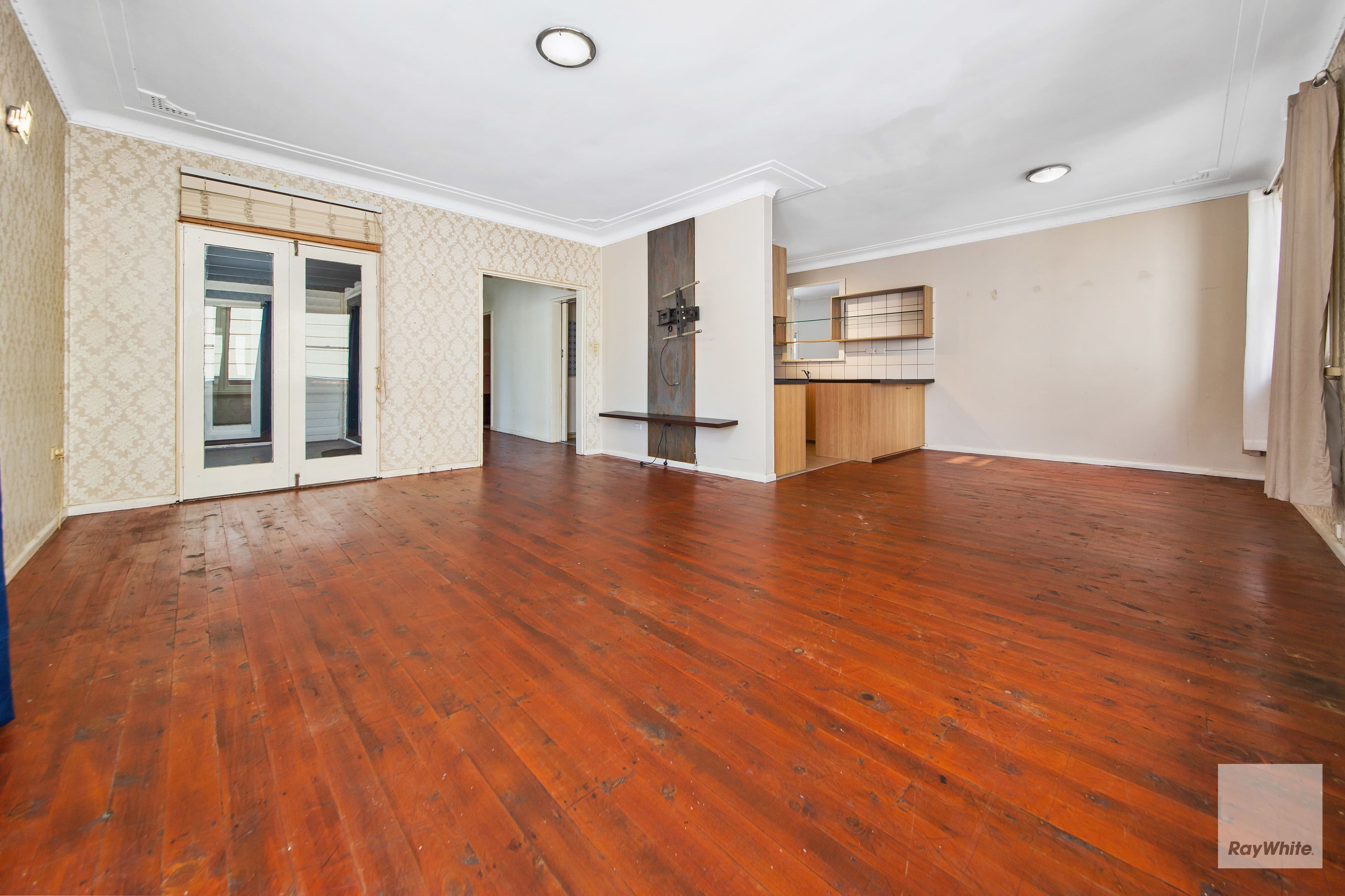 54 Yowie Avenue, Caringbah South NSW 2229, Caringbah South - Thumbnail 2