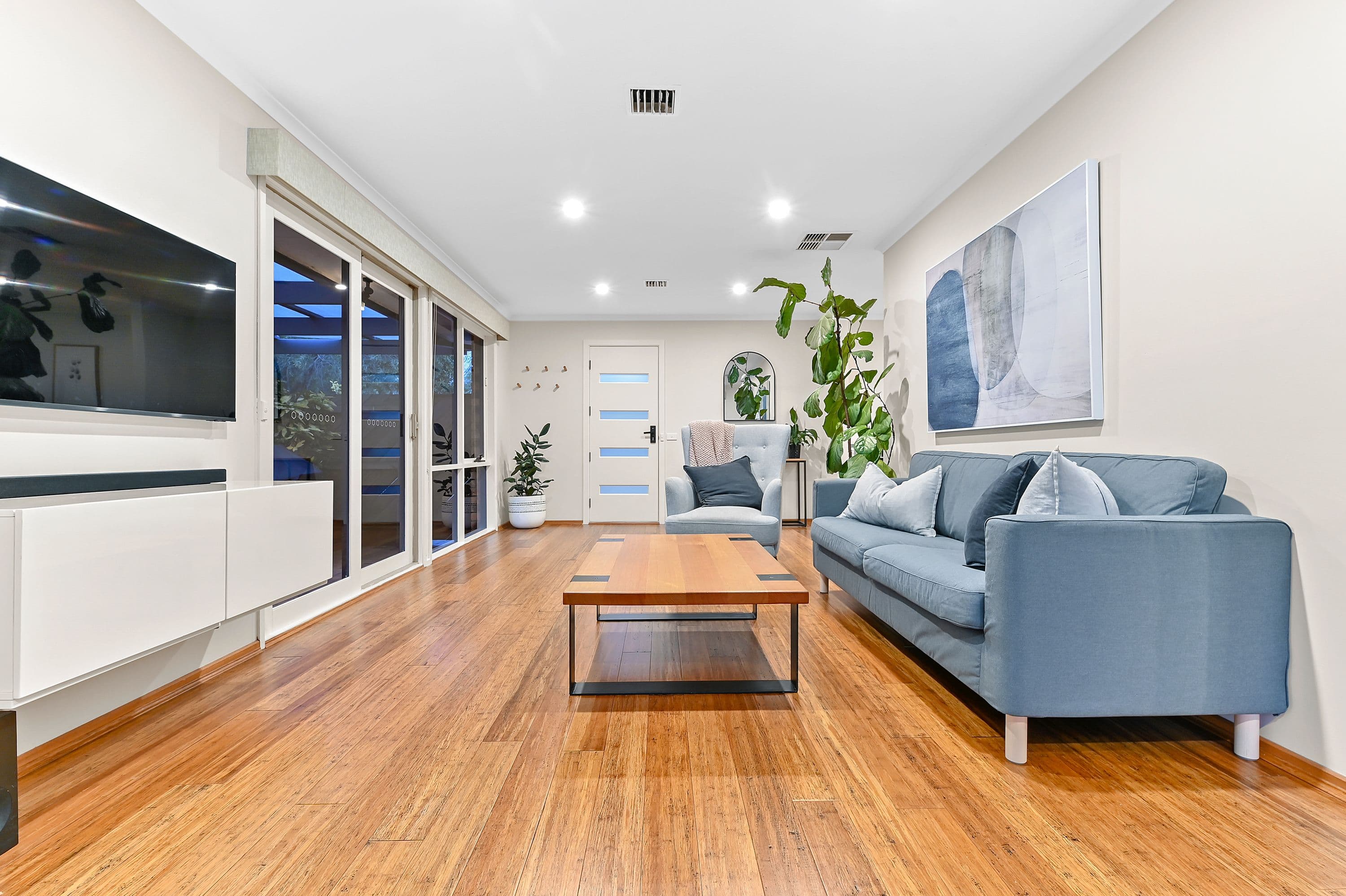 7 Halsbury Drive, Rowville VIC 3178, Rowville - Thumbnail 2