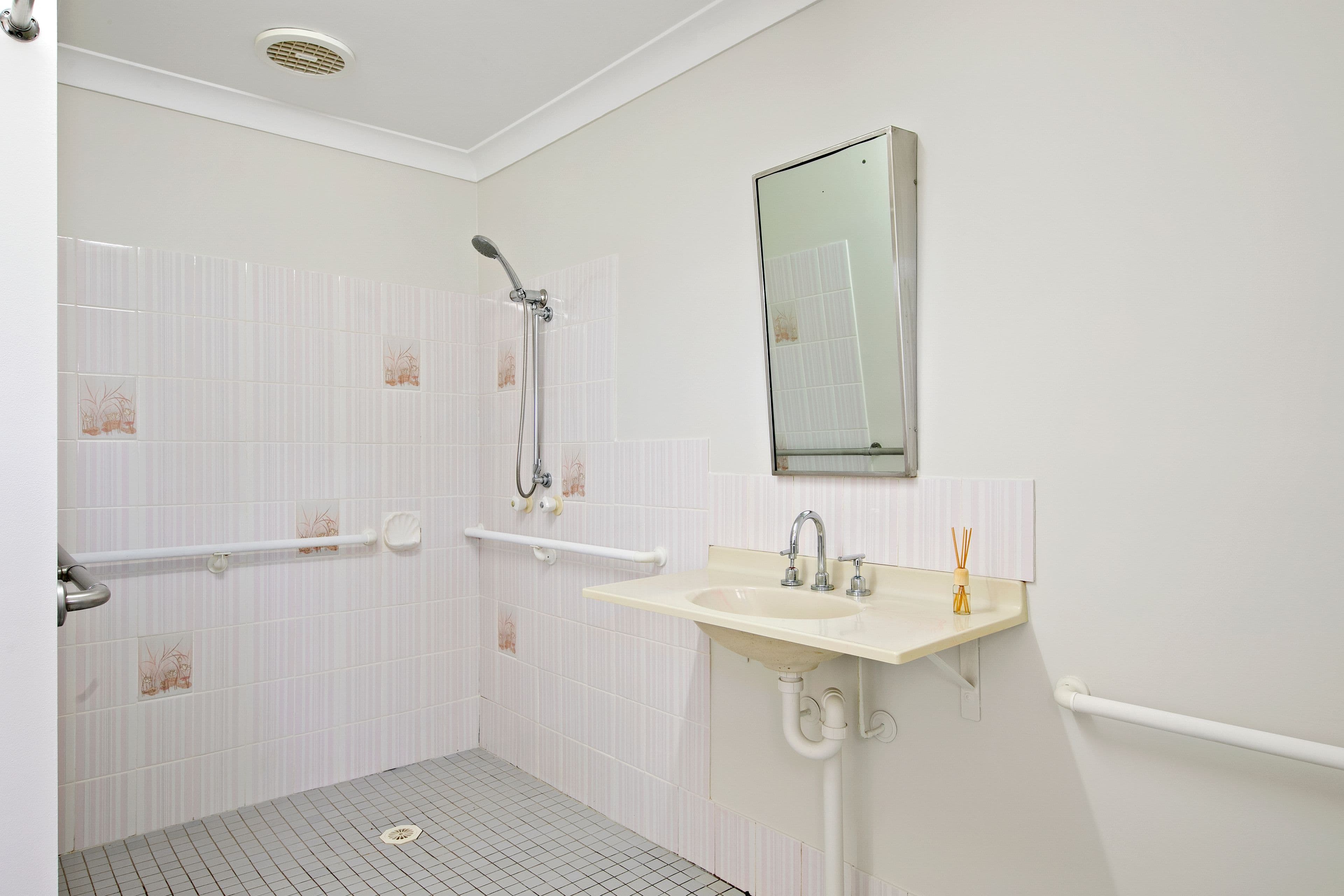 4 Carbora Close, Maryland NSW 2287, Maryland - Thumbnail 4