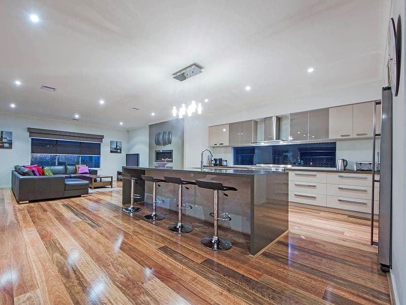10 Coronat Drive, Williams Landing VIC 3027, Williams Landing - Thumbnail 7