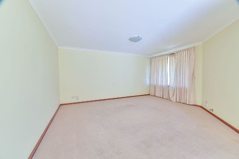 4 Scarborough Close, Narellan NSW 2567, Narellan - Thumbnail 4