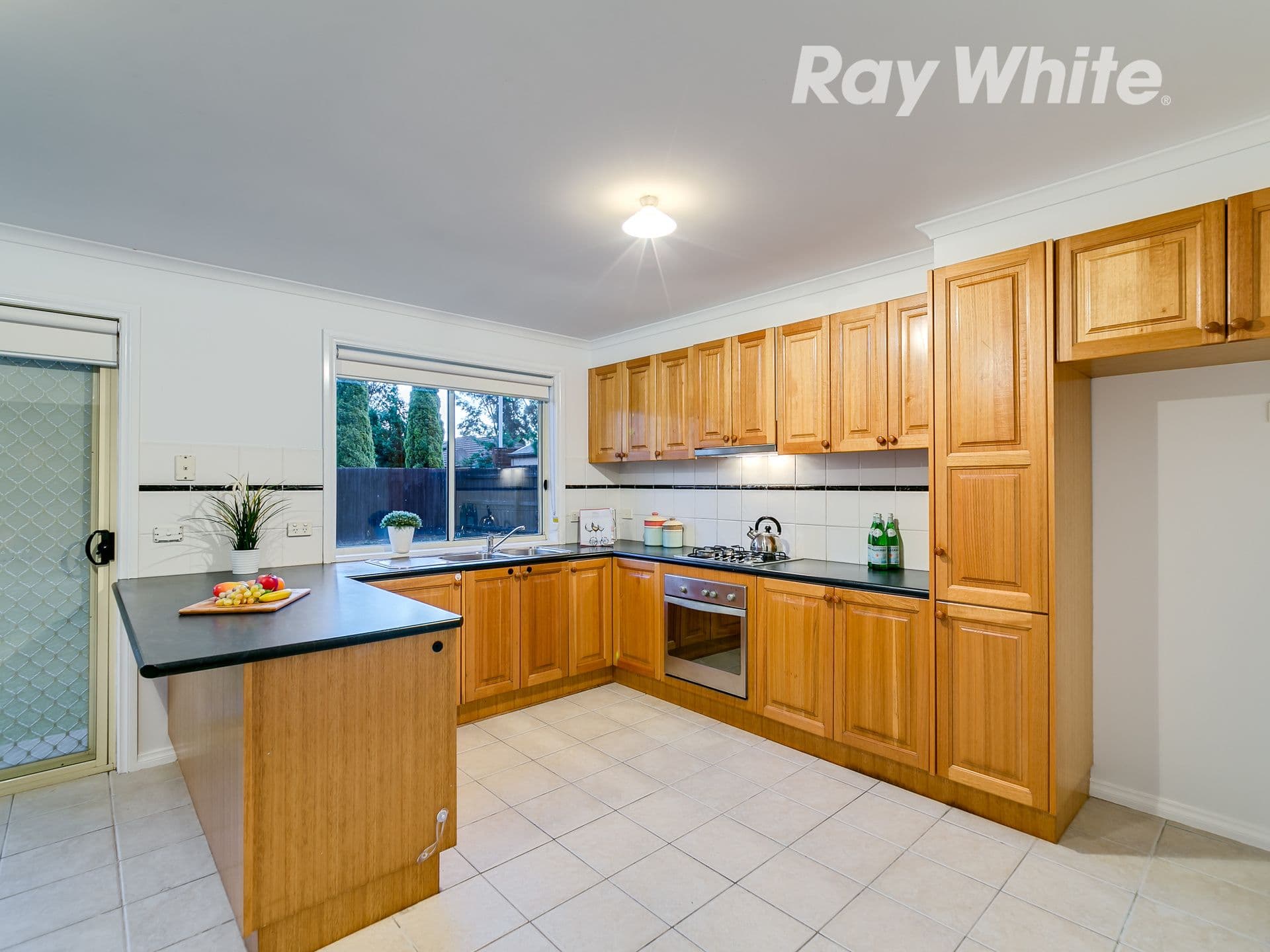 11 Jardier Terrace, South Morang VIC 3752, South Morang - Thumbnail 2