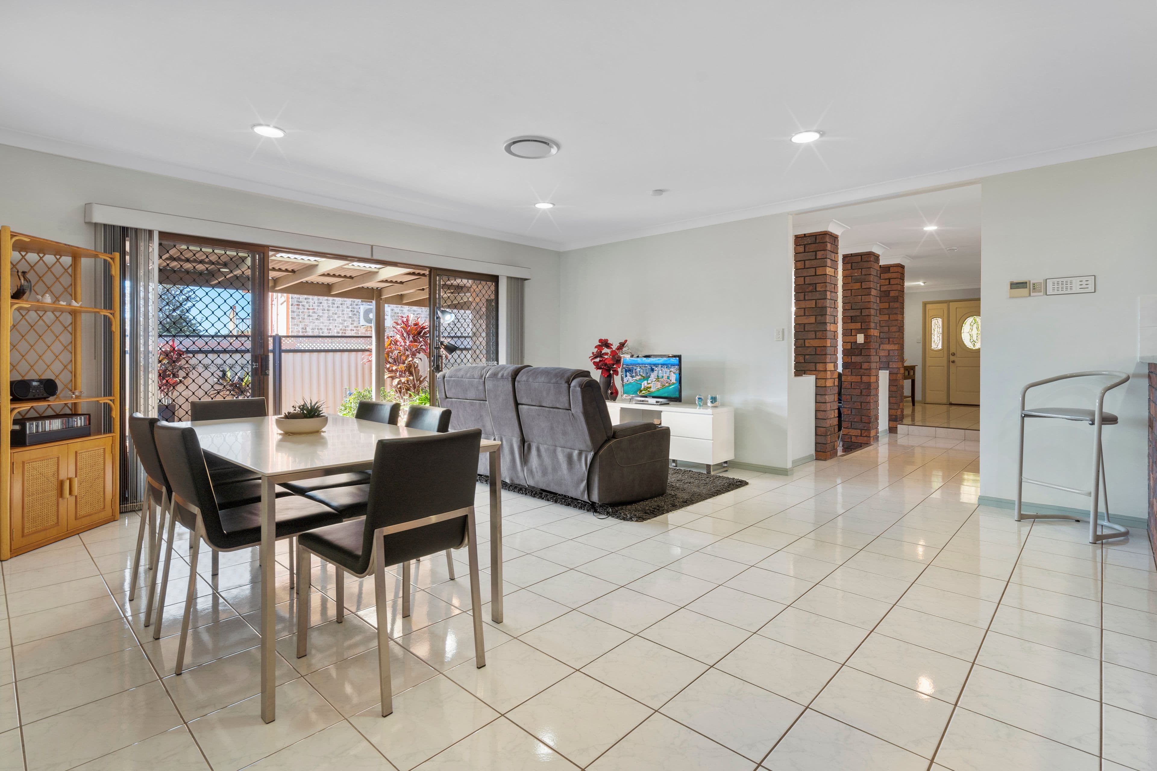 34 Boorala Crescent, Eight Mile Plains QLD 4113, Eight Mile Plains - Thumbnail 5