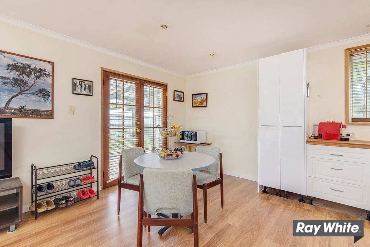 9 Gundulu Place, Giralang ACT 2617, Giralang - Thumbnail 6