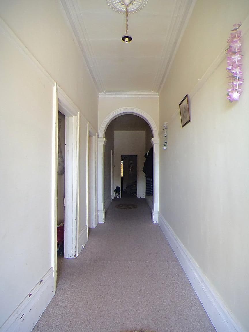 100 Clifford Street, GOULBURN NSW 2580, Goulburn - Thumbnail 2