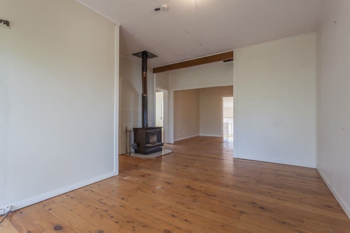 93 Perth Street, South Toowoomba QLD 4350, South Toowoomba - Thumbnail 3