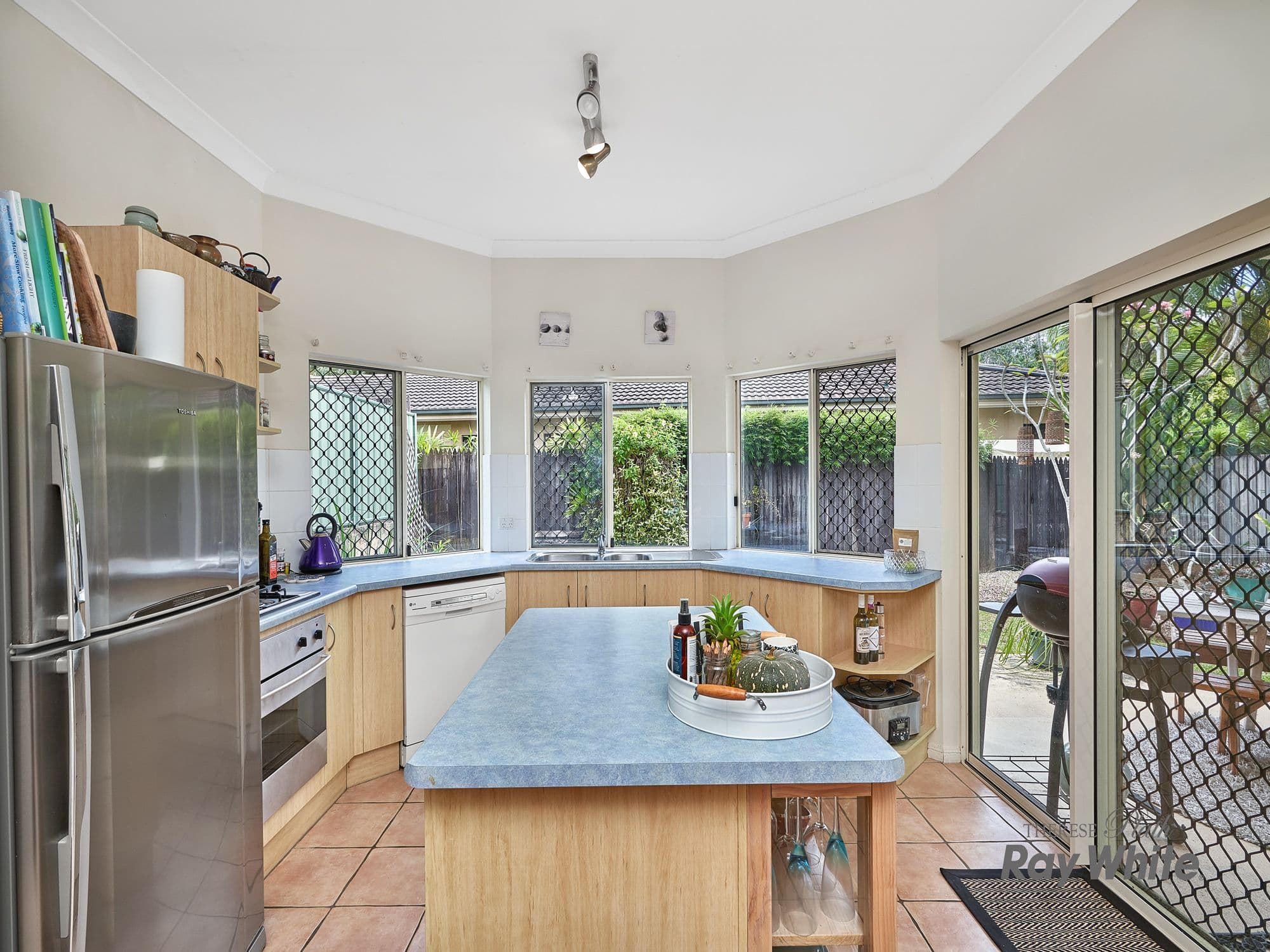 8 Blueberry Close, Mount Sheridan QLD 4868, Mount Sheridan - Thumbnail 2