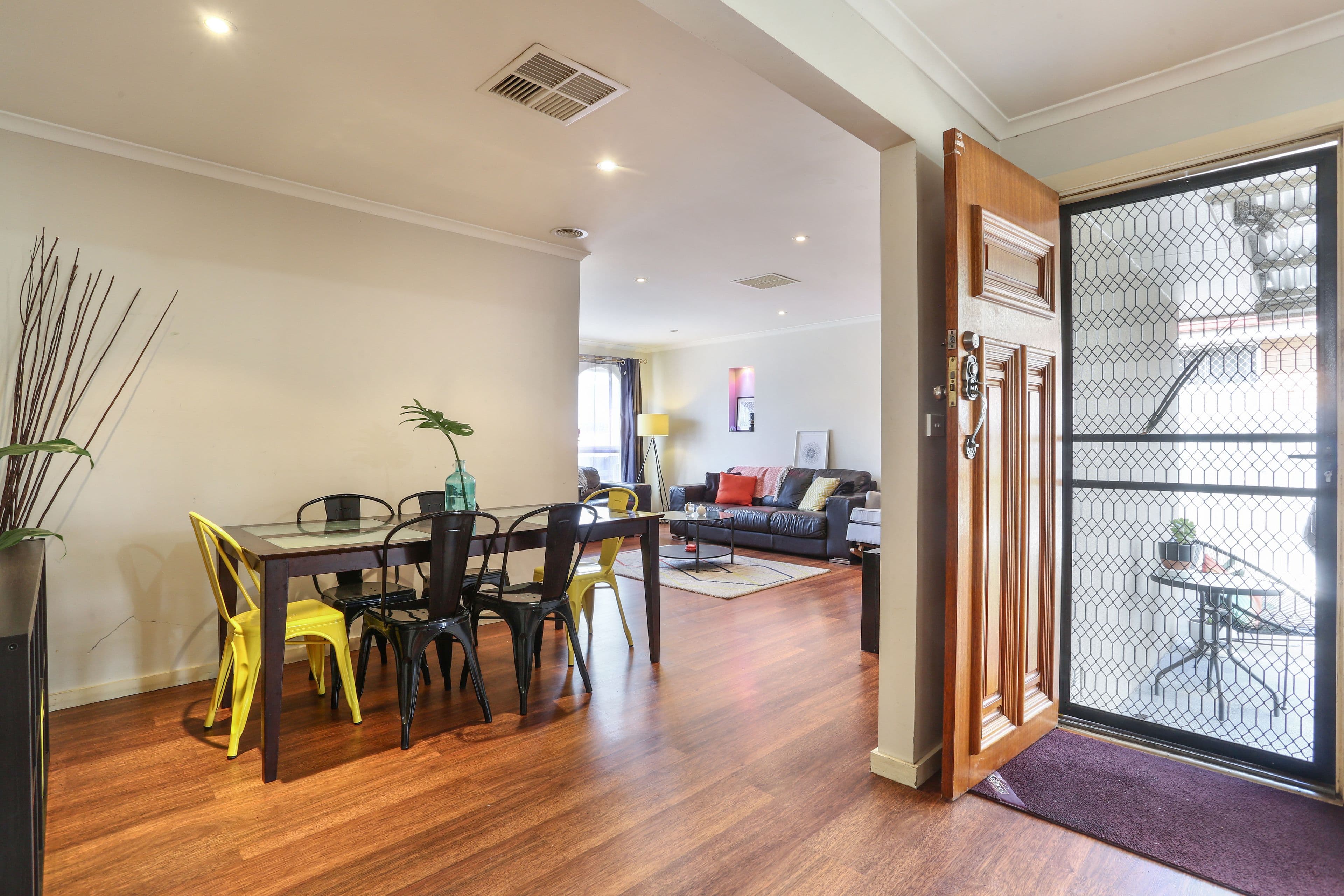 18 Marna Court, Noble Park VIC 3174, Noble Park - Thumbnail 2