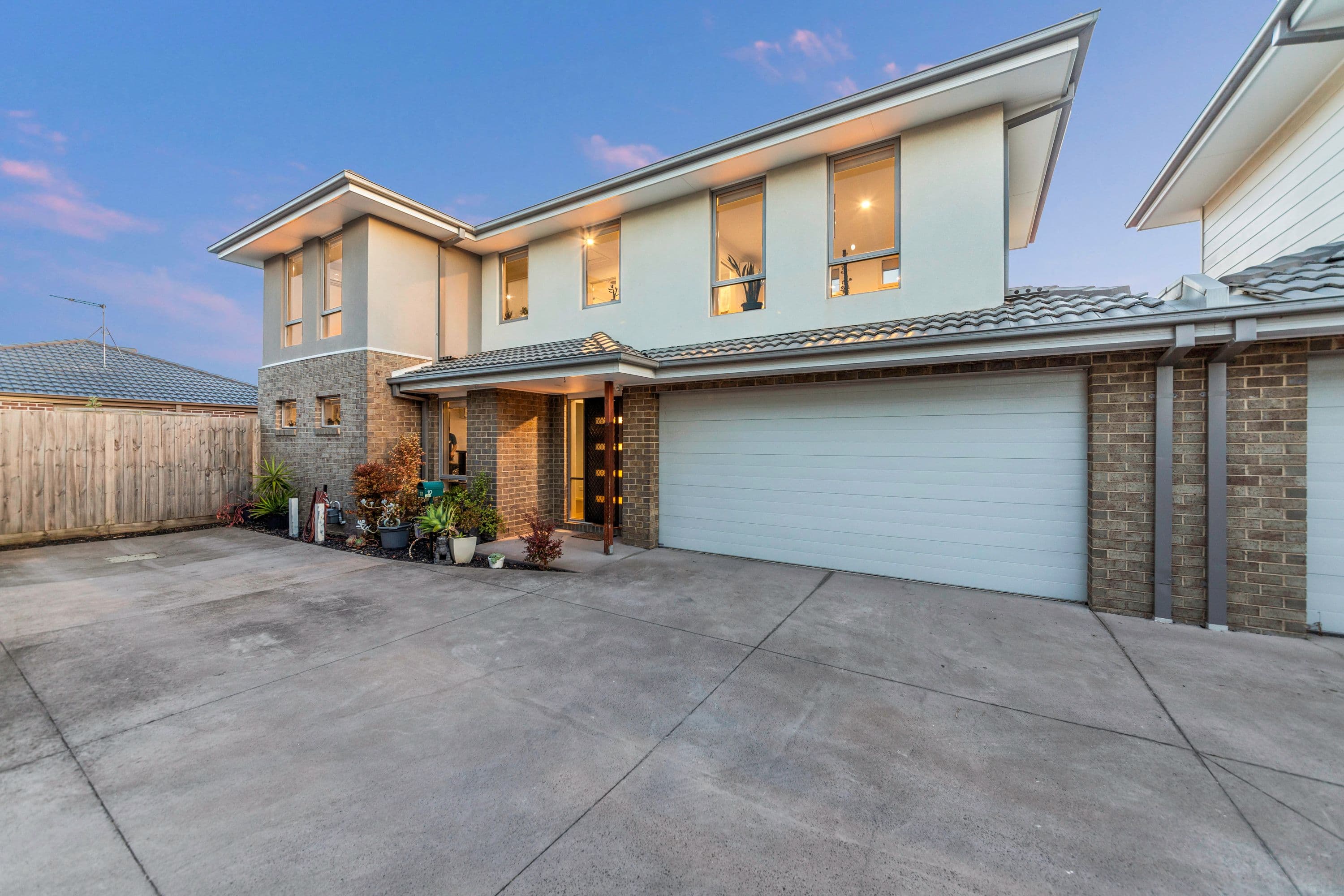 10 Nemo Street, Pakenham VIC 3810, Pakenham - Thumbnail 3