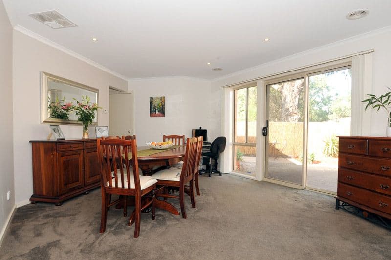 10 Ross Street, FERNTREE GULLY VIC 3156, Ferntree Gully - Thumbnail 5