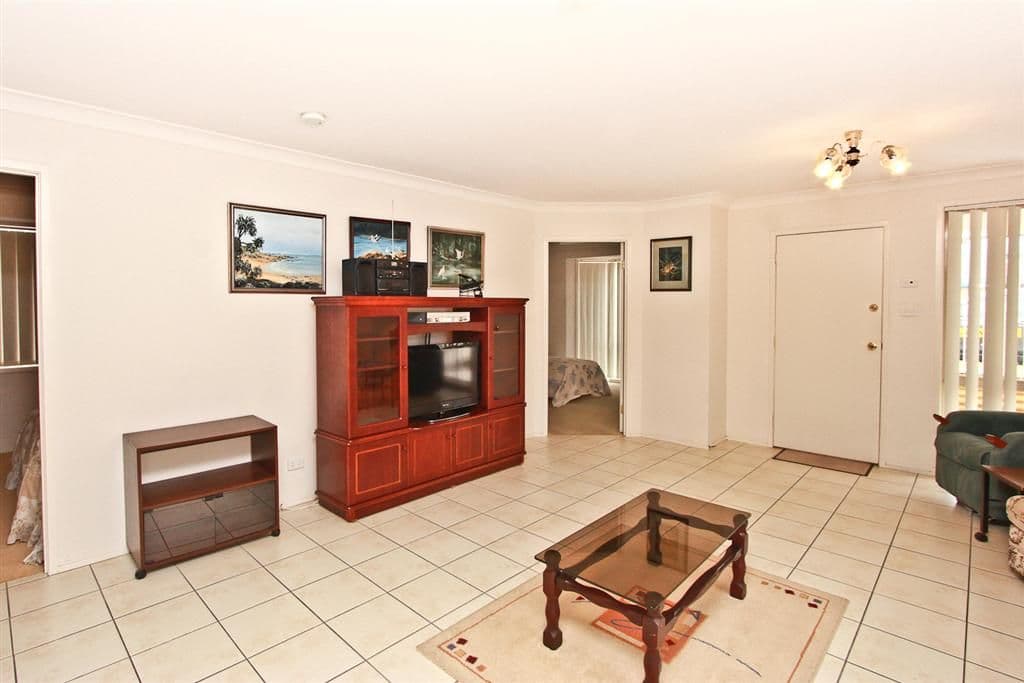 11 Crown Street, STOCKTON NSW 2295, Stockton - Thumbnail 3