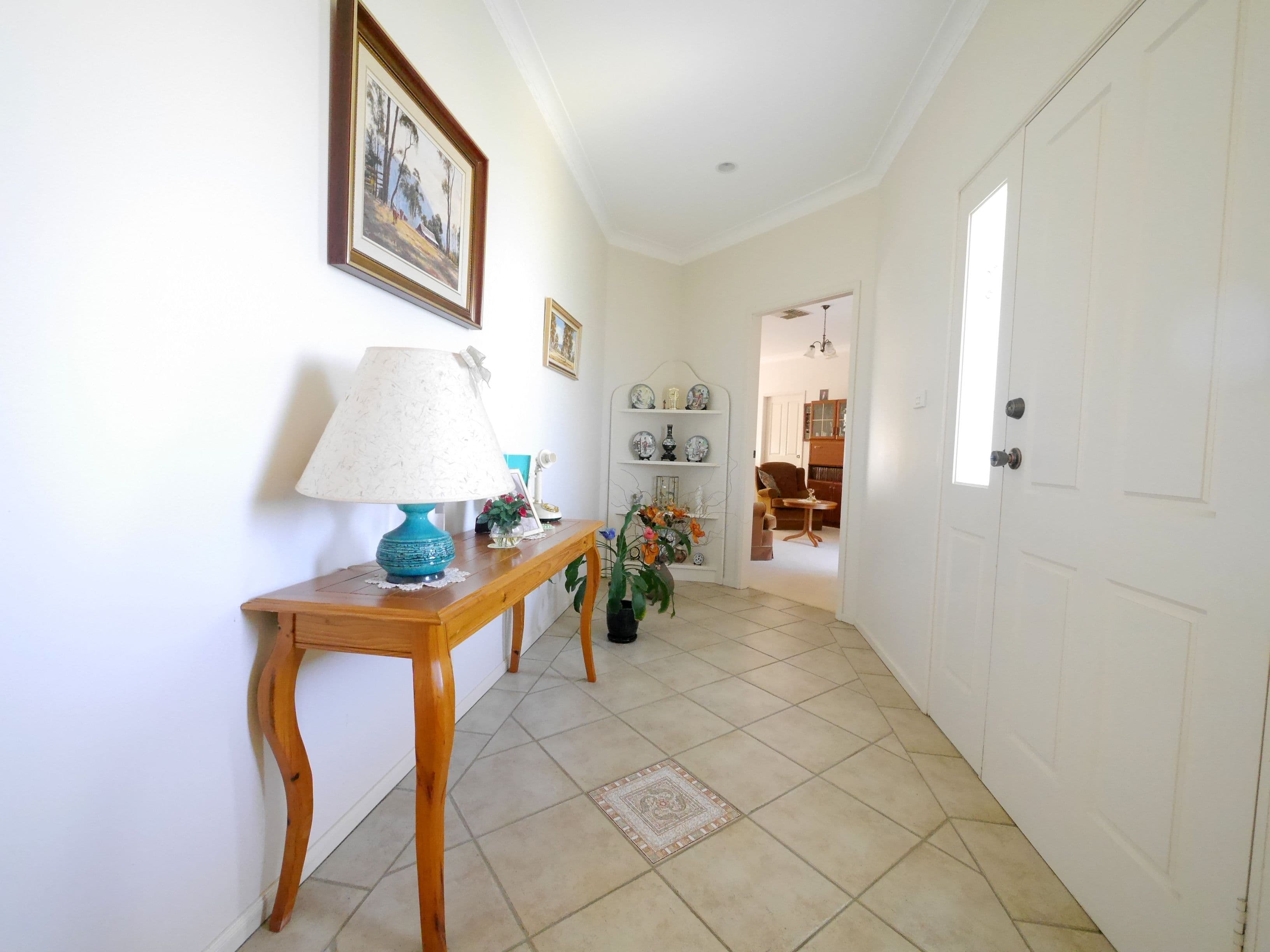 5 Banksia Close, Cowra - Thumbnail 2