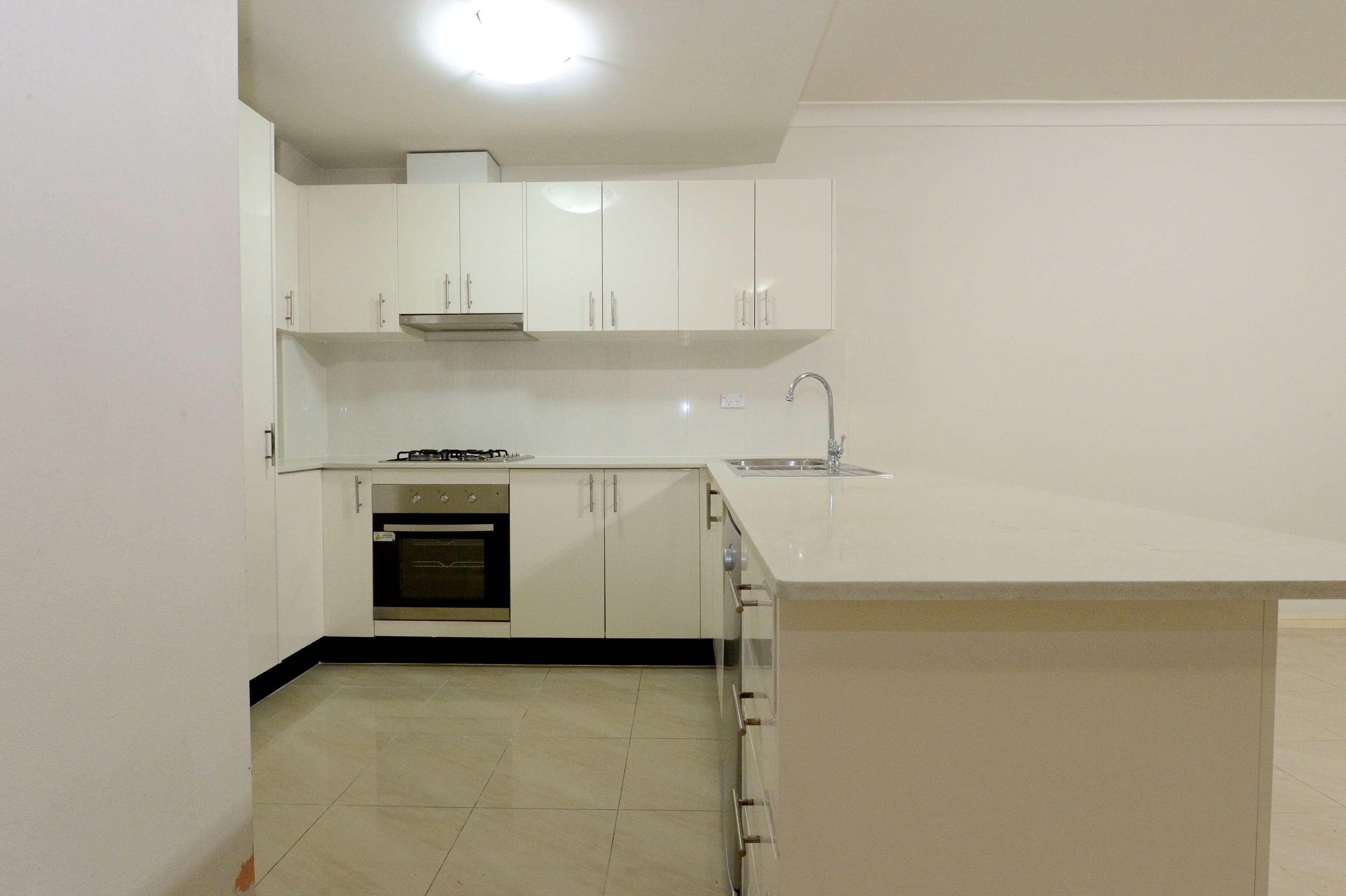 15/548 -556 Woodville Road, Guildford NSW 2161, Guildford - Thumbnail 4