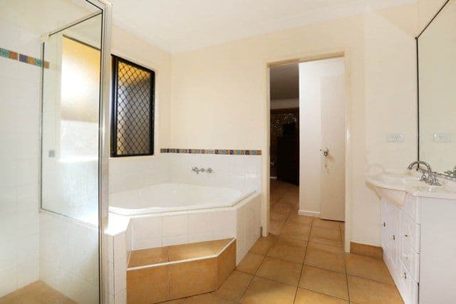 9 Biddulp Court, KIRWAN QLD 4817, Kirwan - Thumbnail 6