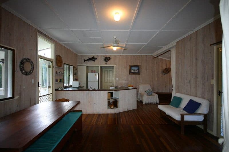 42 Wirralee, MACLEAY ISLAND QLD 4184, Macleay Island - Thumbnail 6