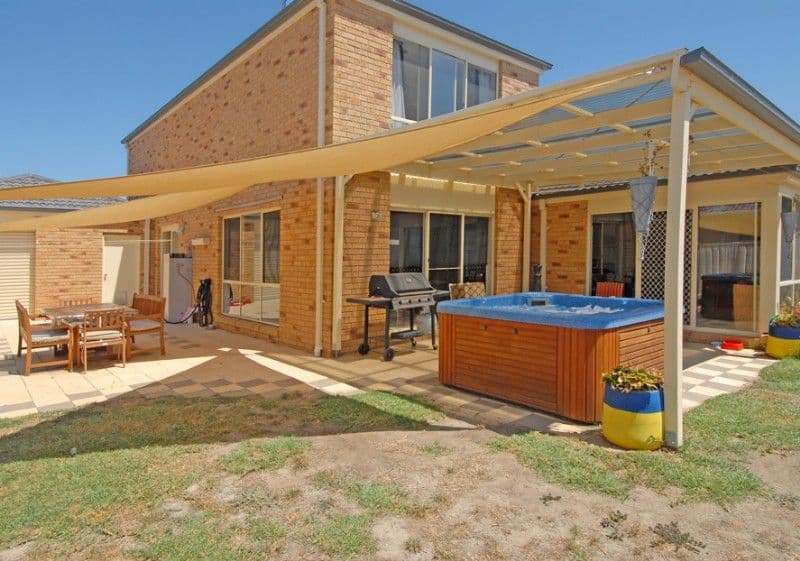 32 Barwon Street, TAYLORS HILL VIC 3037, Taylors Hill - Thumbnail 8