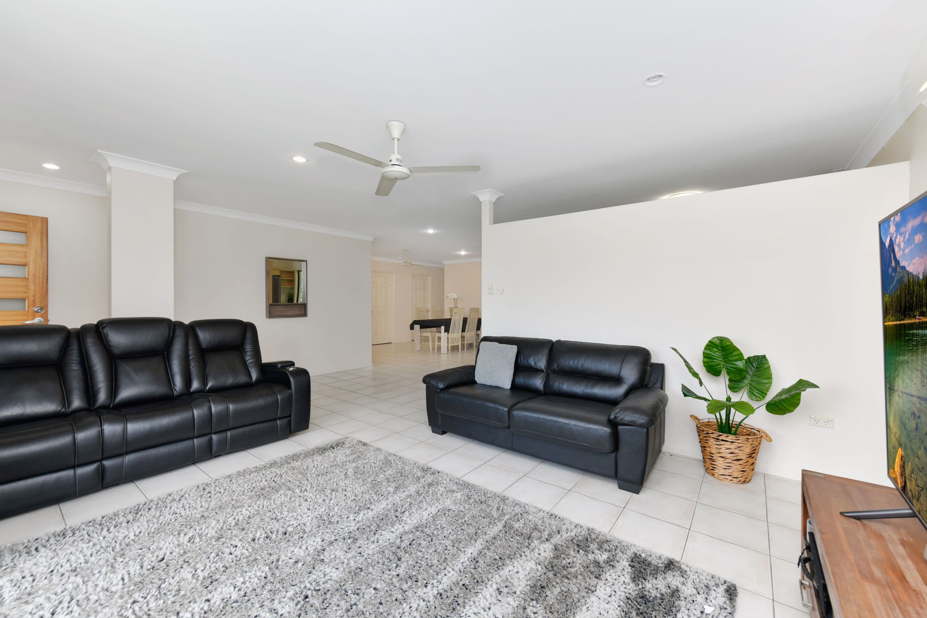 8 Sullivan Place, Kirwan QLD 4817, Kirwan - Thumbnail 2