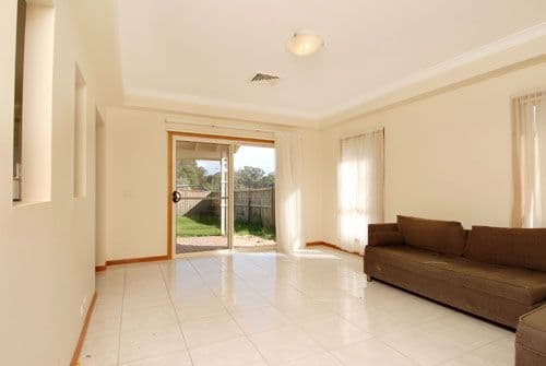 7 Glamis Place, Castle Hill NSW 2154, Castle Hill - Thumbnail 3
