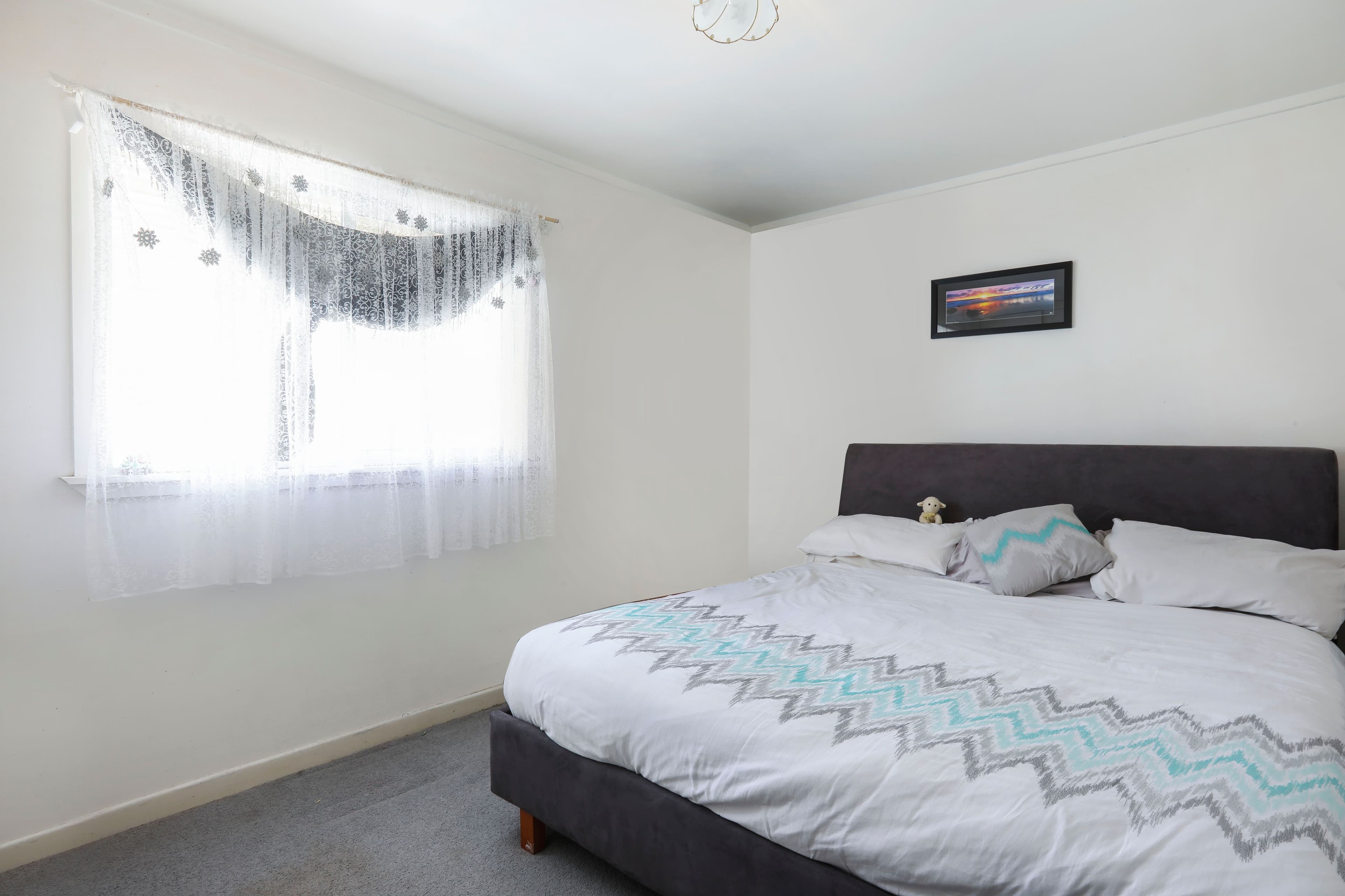 6 Adori Street, Chevron Island QLD 4217, Chevron Island - Thumbnail 2