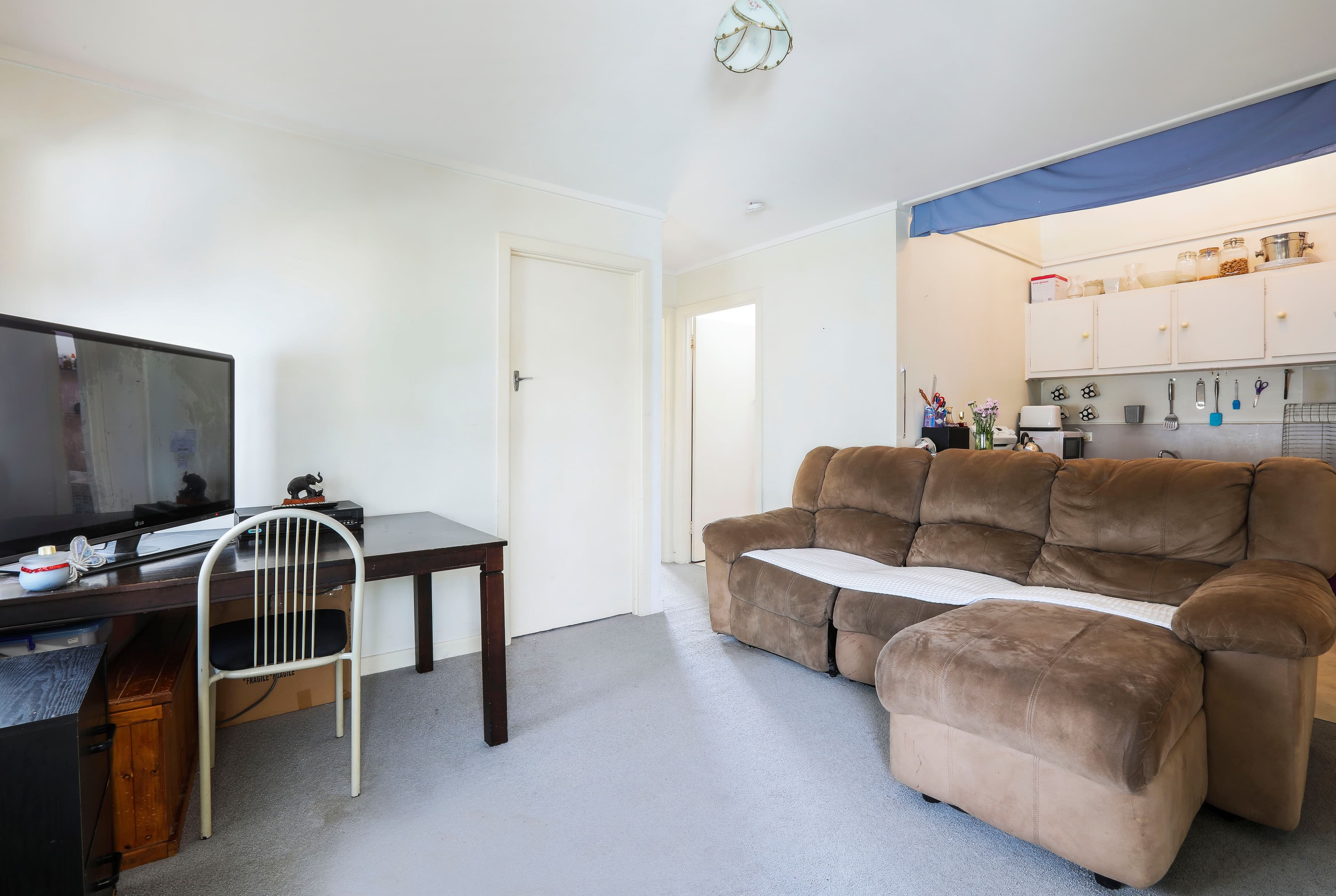 6 Adori Street, Chevron Island QLD 4217, Chevron Island - Thumbnail 3