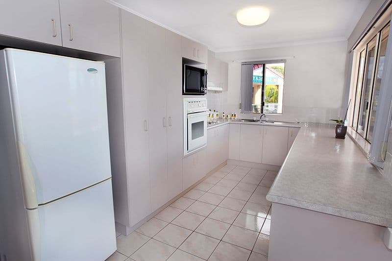 217 Bradman Avenue, MAROOCHYDORE QLD 4558, Maroochydore - Thumbnail 3