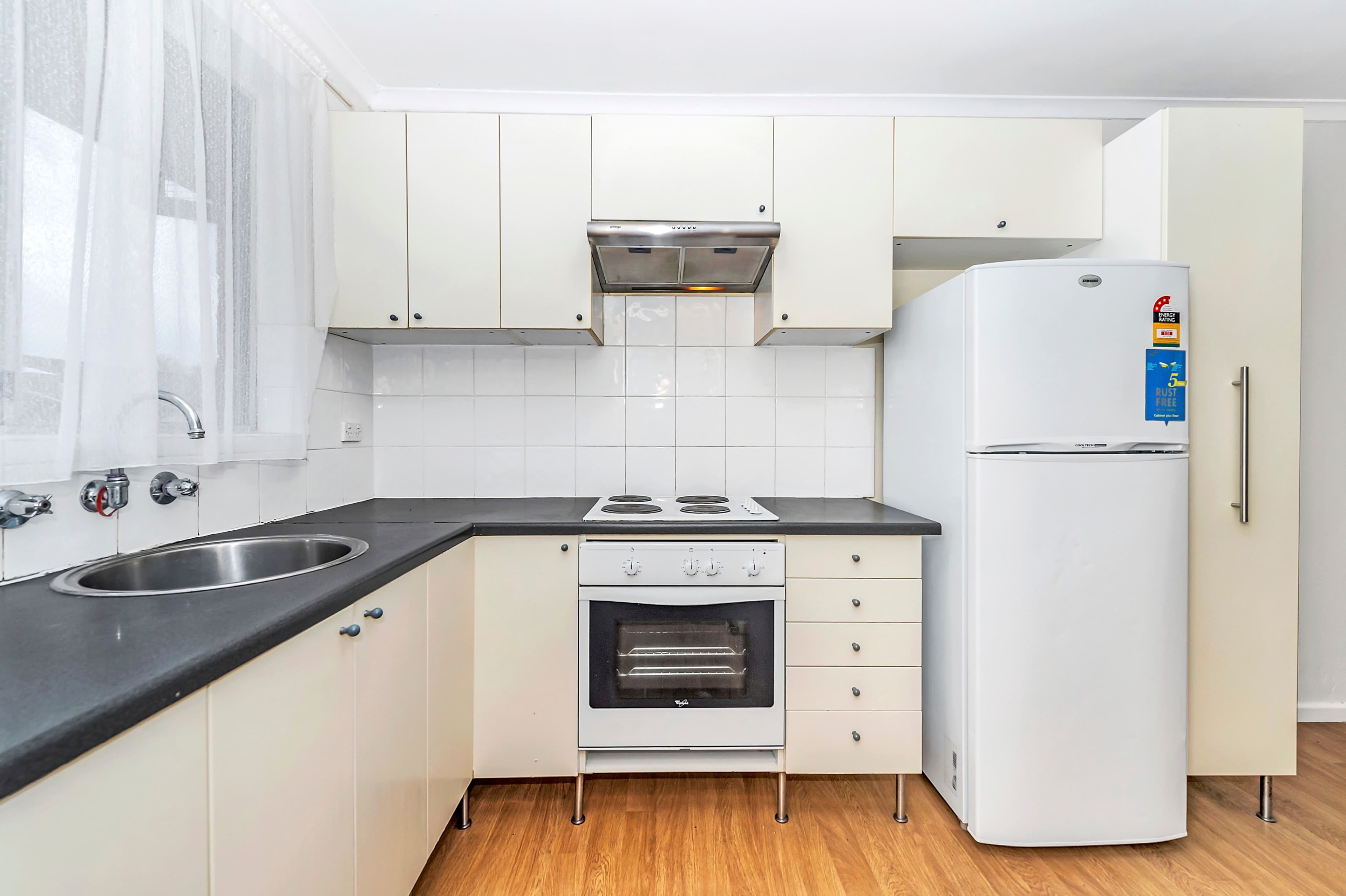 48-50 Trinculo Place, Queanbeyan NSW 2620, Queanbeyan East - Thumbnail 5