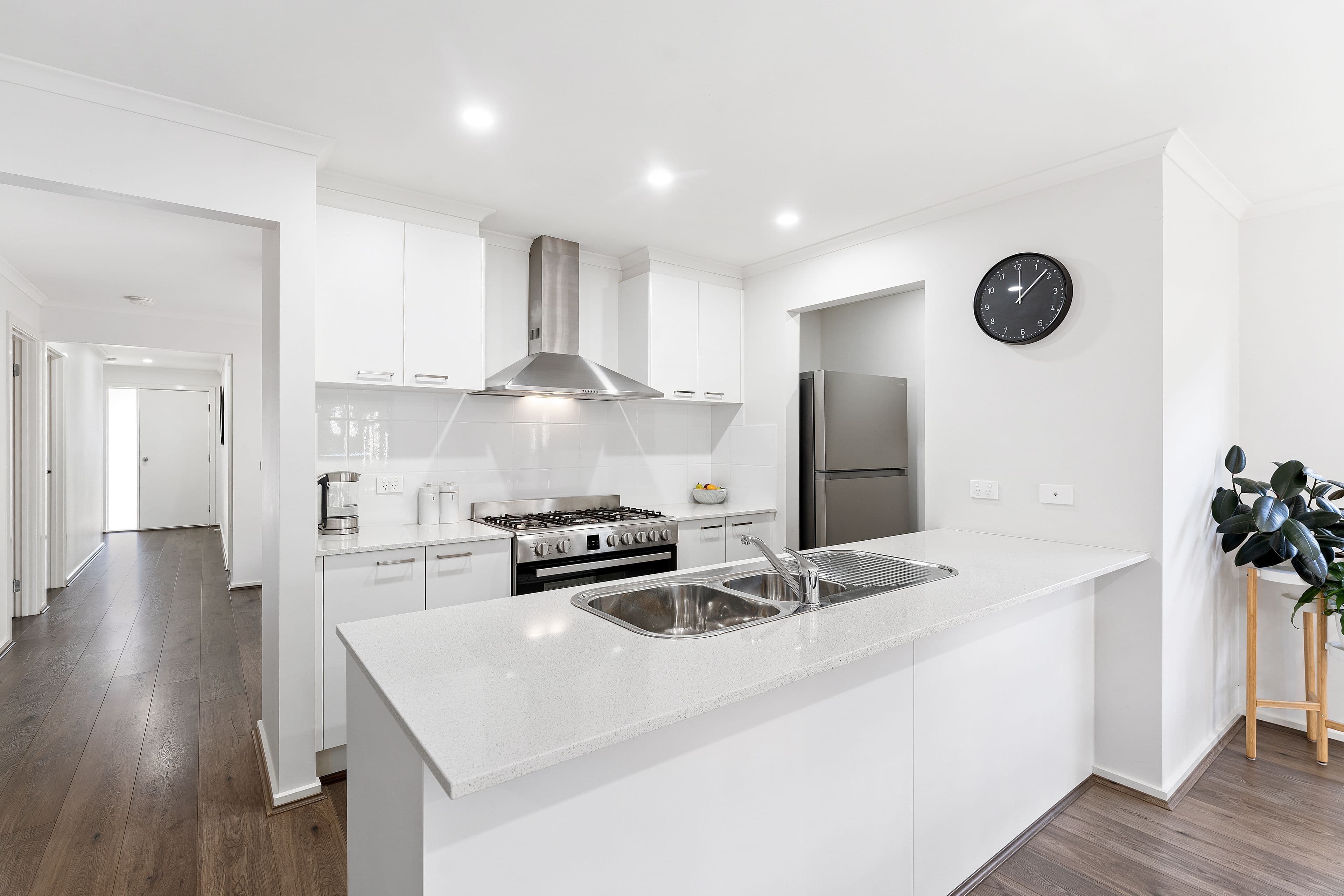 3 Fragrant Street, Sunbury VIC 3429, Sunbury - Thumbnail 3